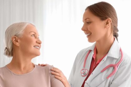 What is the difference between a gynecologist and a cosmetic gynecologist?